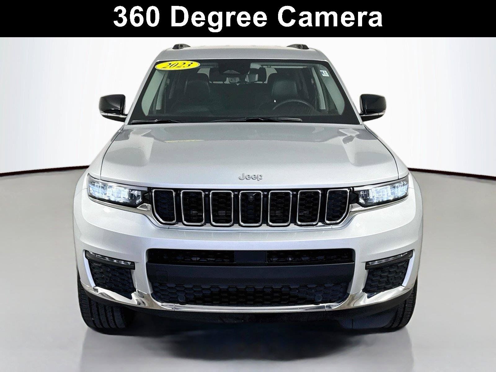 Used 2023 Jeep Grand Cherokee L Limited w/ Luxury Tech Group II AWD/4WD image 3