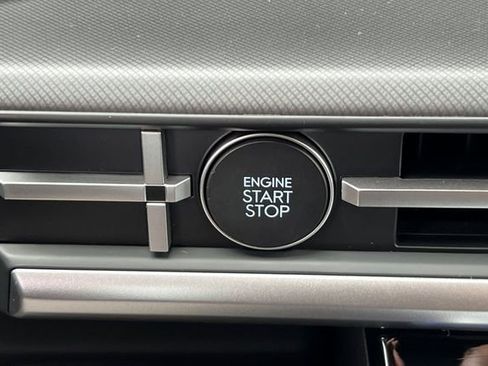 New 2026 Hyundai Santa Fe SEL image 23