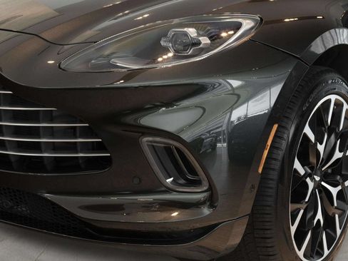 Used 2024 Aston Martin DBX AWD/4WD image 59