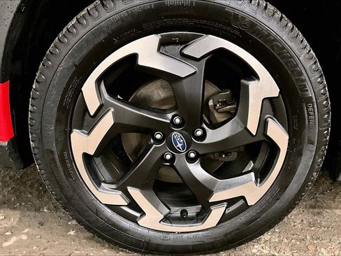 Used 2022 Subaru Crosstrek 2.5i Limited w/ Moonroof Package 1 image 8