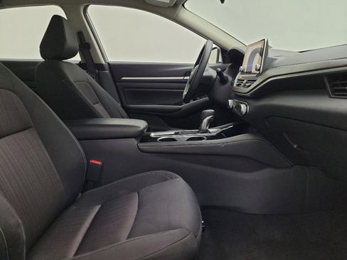 Used 2023 Nissan Altima 2.5 SV image 21