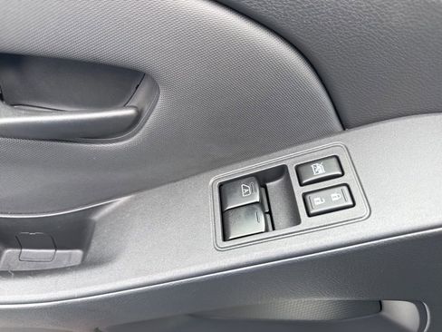 Used 2024 Nissan Frontier S w/ Technology Package image 24