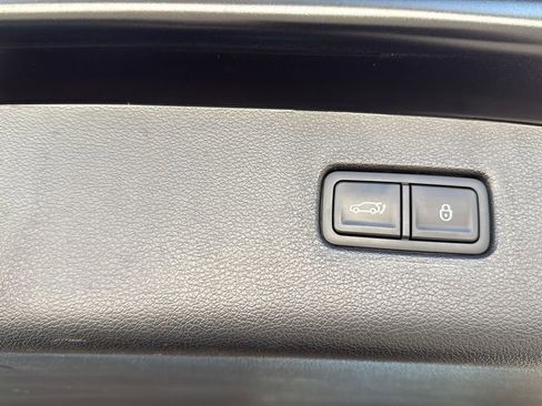Used 2024 Genesis GV80 2.5T AWD/4WD image 19