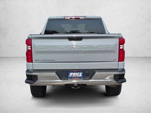 Used 2024 Chevrolet Silverado 1500 LT AWD/4WD image 7