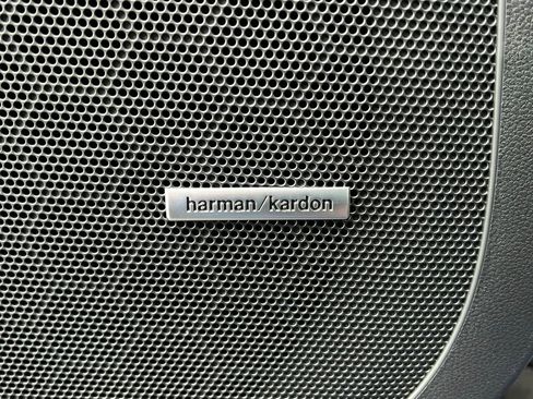 New 2026 Subaru Ascent Limited image 17