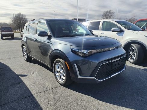 Used 2024 Kia Soul LX w/ Option Group 015 image 3