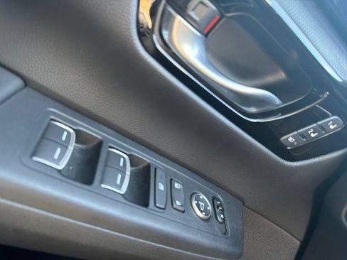 Used 2023 Honda CR-V EX-L image 10