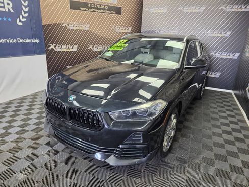 Used 2022 BMW X2 xDrive28i w/ Convenience Package AWD/4WD image 2