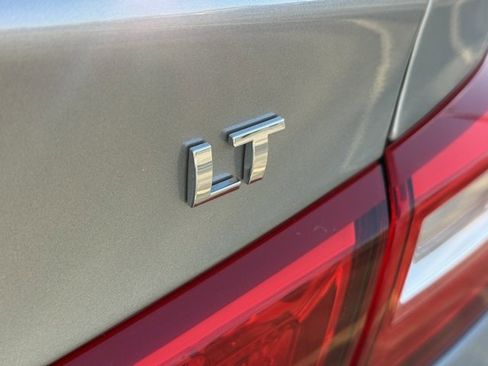 Used 2023 Chevrolet Malibu LT image 5