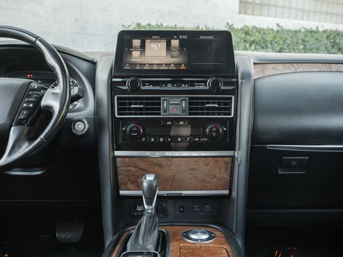 Used 2021 Nissan Armada SL w/ Captain's Chairs Package image 32