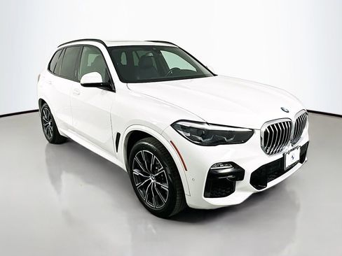 Used 2019 BMW X5 xDrive40i w/ M Sport Package image 3