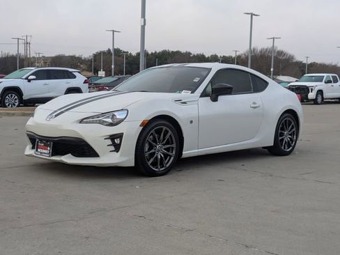 Used 2017 Toyota 86 860 Special Edition image 11