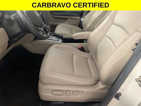 Used 2019 Honda Pilot Touring image 13