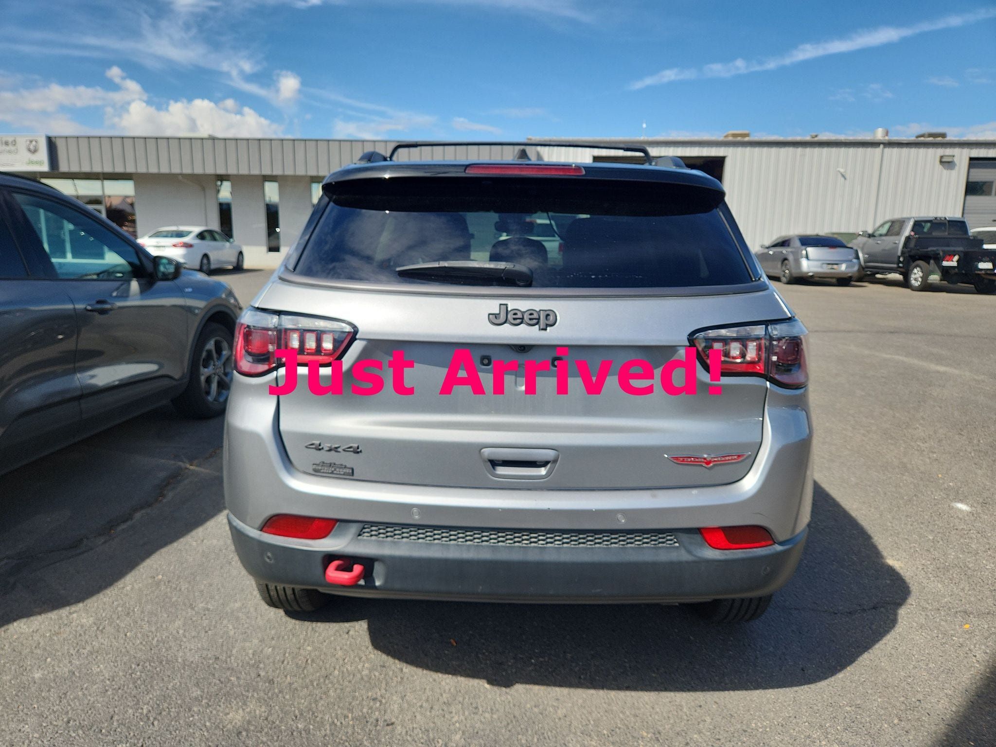 Used 2021 Jeep Compass Trailhawk w/ Convenience Group AWD/4WD image 4