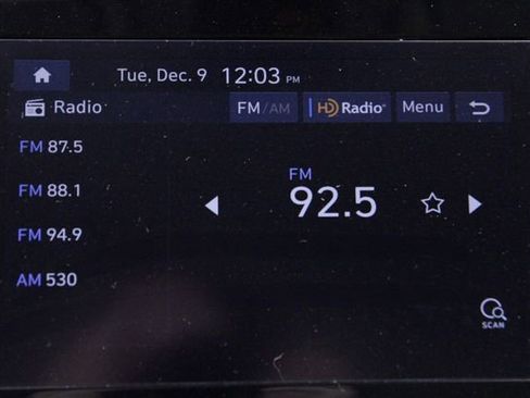 Used 2023 Hyundai Tucson SE image 30