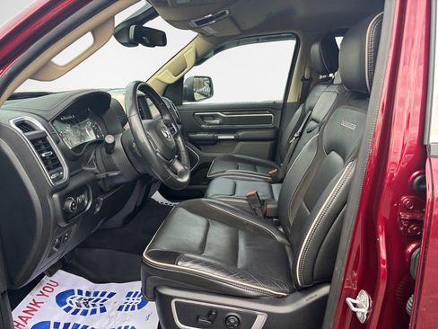 Used 2019 RAM 1500 Laramie image 12