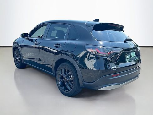 Used 2023 Honda HR-V Sport image 8