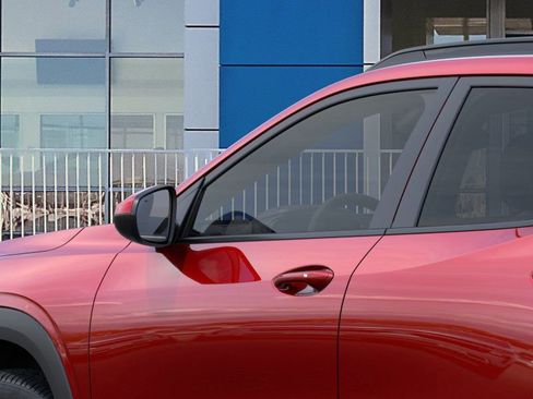 New 2026 Chevrolet Trax LT image 12