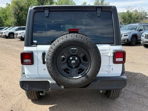 Used 2024 Jeep Wrangler Sport AWD/4WD image 5