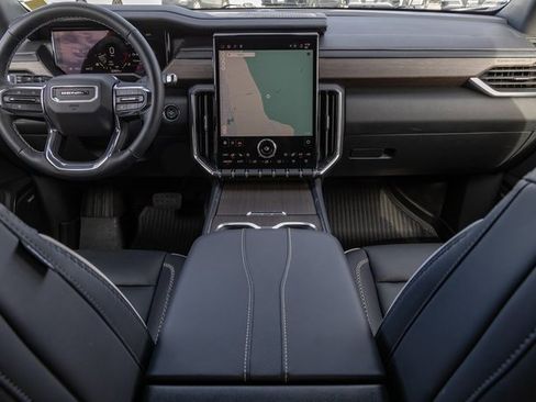 Used 2025 GMC Acadia Denali w/ LPO, Floor Liner Package image 22