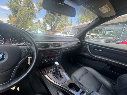 Used 2009 BMW 328i Convertible image 28