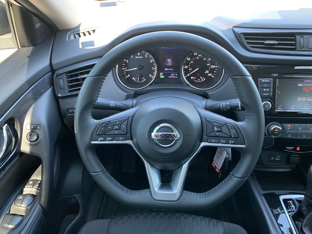 Used 2019 Nissan Rogue S w/ Special Edition Package FWD image 14