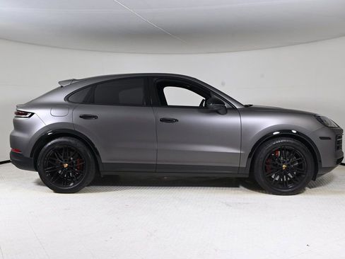 Certified 2024 Porsche Cayenne S image 8