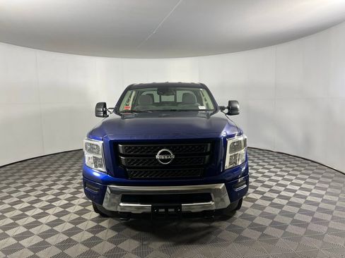 Used 2024 Nissan Titan SV w/ SV Convenience Package image 11