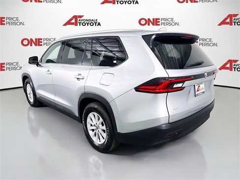 Certified 2025 Toyota Grand Highlander AWD image 5