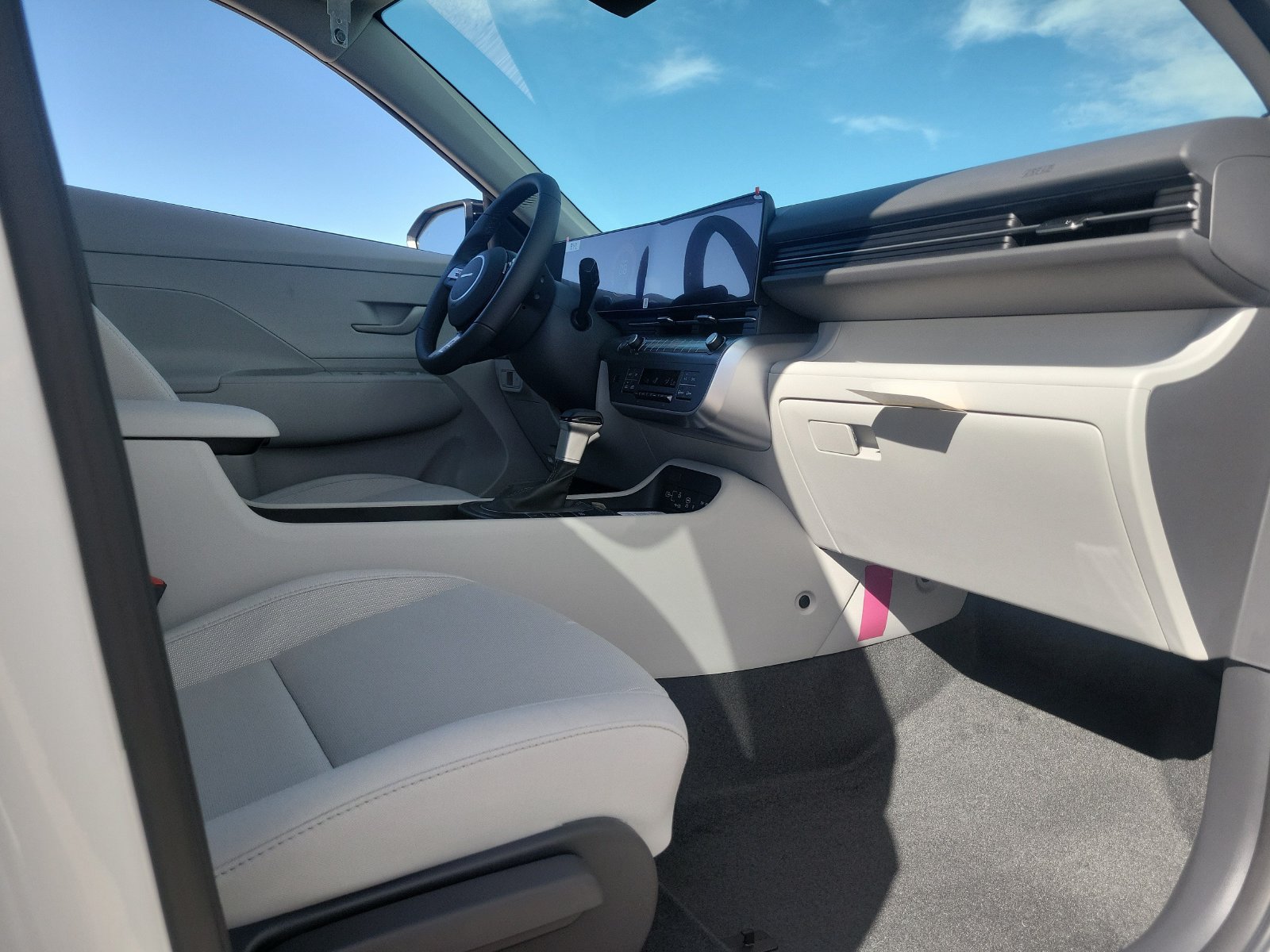 New 2027 Hyundai Kona SEL Sport FWD image 17