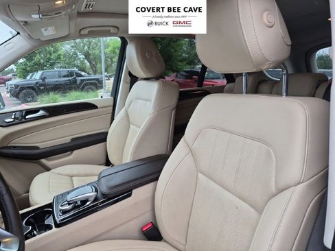 Used 2018 Mercedes-Benz GLE 350 4MATIC image 30