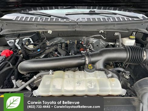 Used 2024 Ford Expedition XLT AWD/4WD image 21