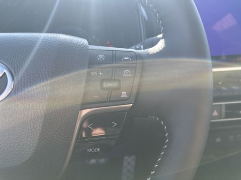 Used 2026 Toyota Camry SE image 22