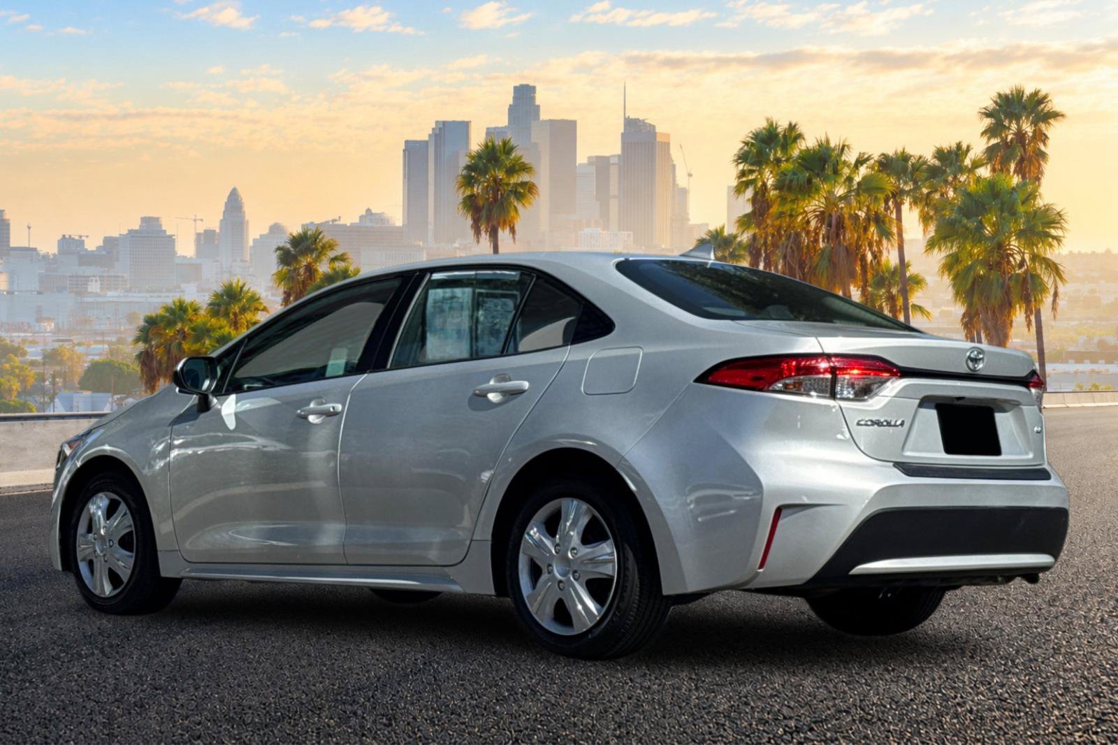 Used 2020 Toyota Corolla LE w/ Carpet Mat Package (TMS) FWD image 6