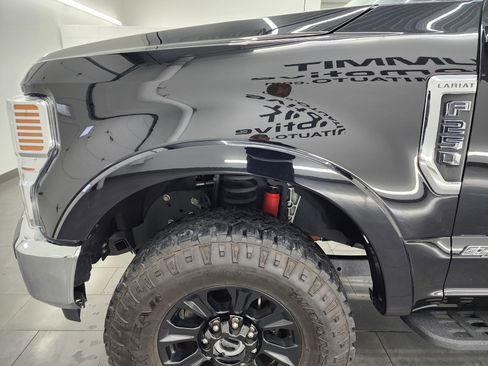 Used 2022 Ford F250 Lariat w/ Tremor Off-Road Package image 38