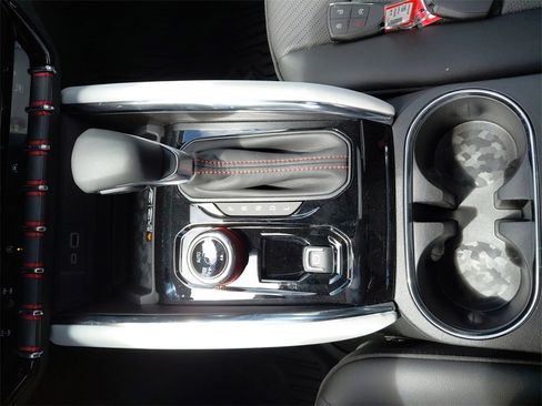 New 2025 GMC Canyon AT4 w/ AT4X Package image 29