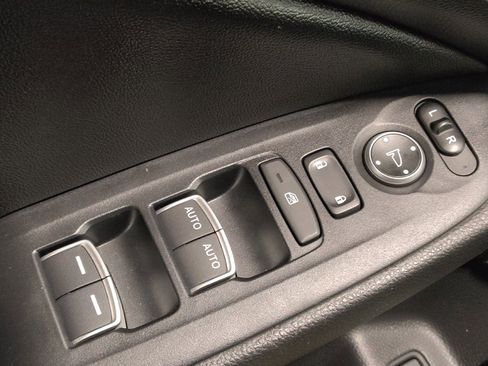 Used 2019 Honda Accord EX-L image 27