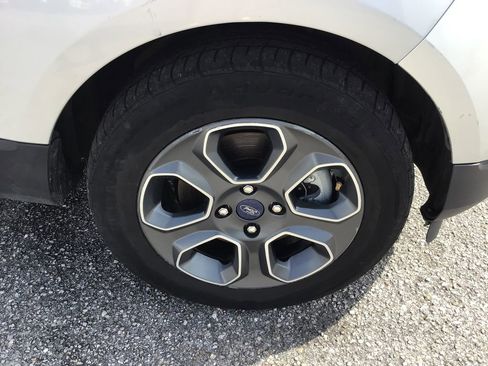 Used 2021 Ford EcoSport S image 11