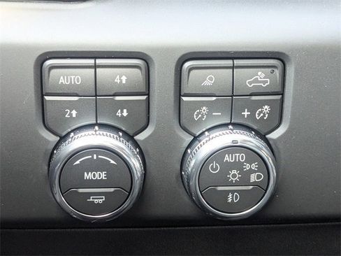 New 2026 GMC Sierra 1500 AT4 w/ AT4 Premium Package image 28