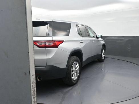 Used 2020 Chevrolet Traverse LS AWD/4WD image 10
