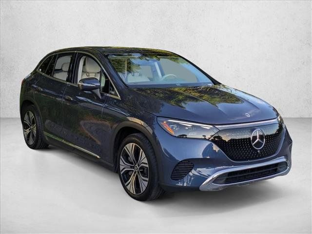 Used 2023 Mercedes-Benz EQE 350+ SUV image 3