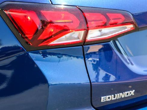 Used 2023 Chevrolet Equinox LT image 11