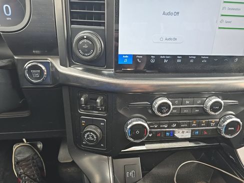 Used 2024 Ford F150 Lariat w/ Bed Utility Package AWD/4WD image 23