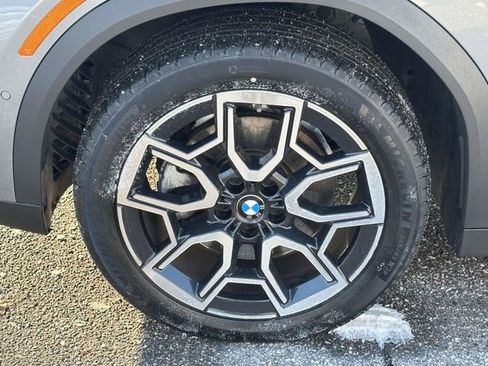 Certified 2025 BMW X2 xDrive28i image 12