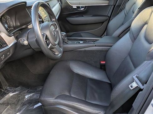 Used 2021 Volvo V90 T6 Cross Country w/ Climate Package image 17