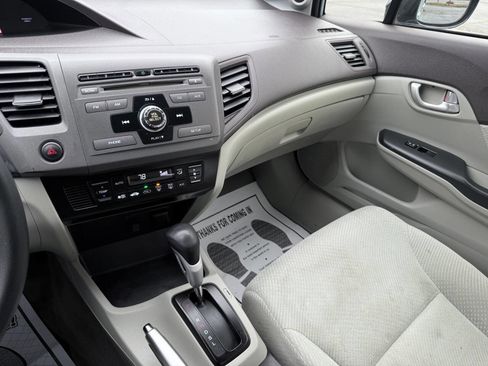 Used 2012 Honda Civic Hybrid Sedan image 18