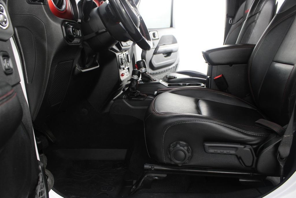 Used 2020 Jeep Gladiator Rubicon AWD/4WD image 15