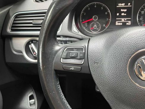 Used 2013 Volkswagen Passat 2.5 SE FWD image 14