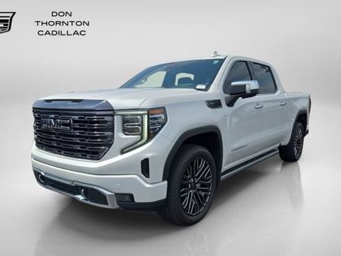 Used 2022 GMC Sierra 1500 Denali Ultimate AWD/4WD image 1
