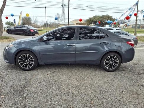 Used 2015 Toyota Corolla S FWD image 3